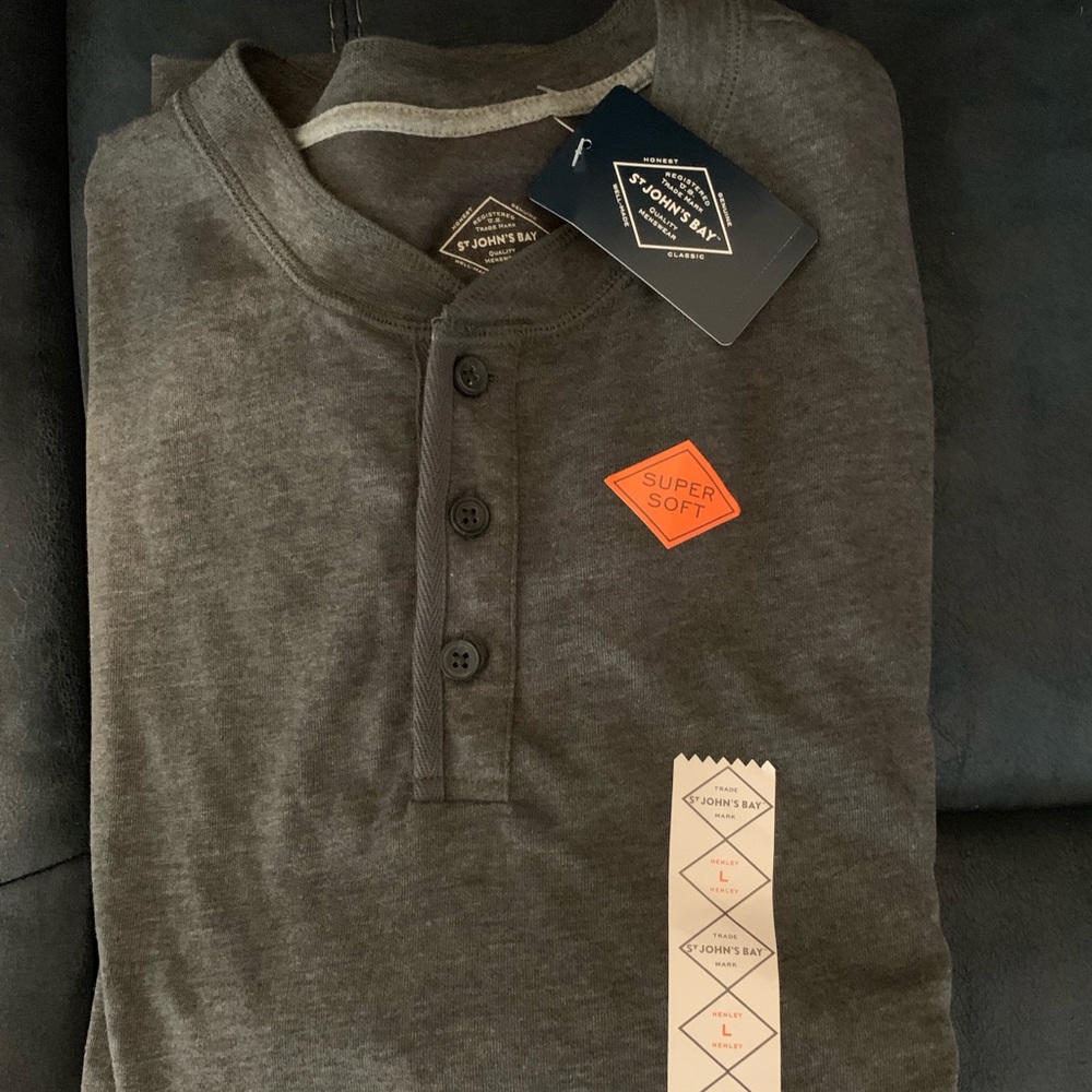St John’s Bay cretics Neck Shirt